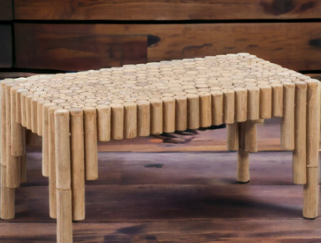 Bamboo Table by Apmikimdo